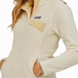 Patagonia Cream and Tan Fleece Pullover - Medium